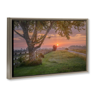 «Bold Sunrise in Countryside Floater» par Marty Hulsebos