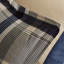 Ensemble d'édredon à carreaux grand avec draps-117486568