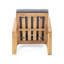 Chaise moderne en bois avec housses de coussin et siège angulaire rembourré avec accoudoirs droits