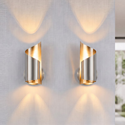 Iron Modern Wall Sconce with Novelty Shade and Metal Frame
