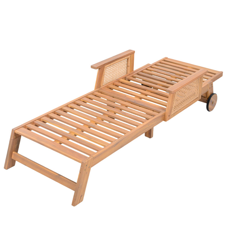 Chaise longue de patio en bois d'acacia Tomsich avec roulettes et dossier réglable, 4