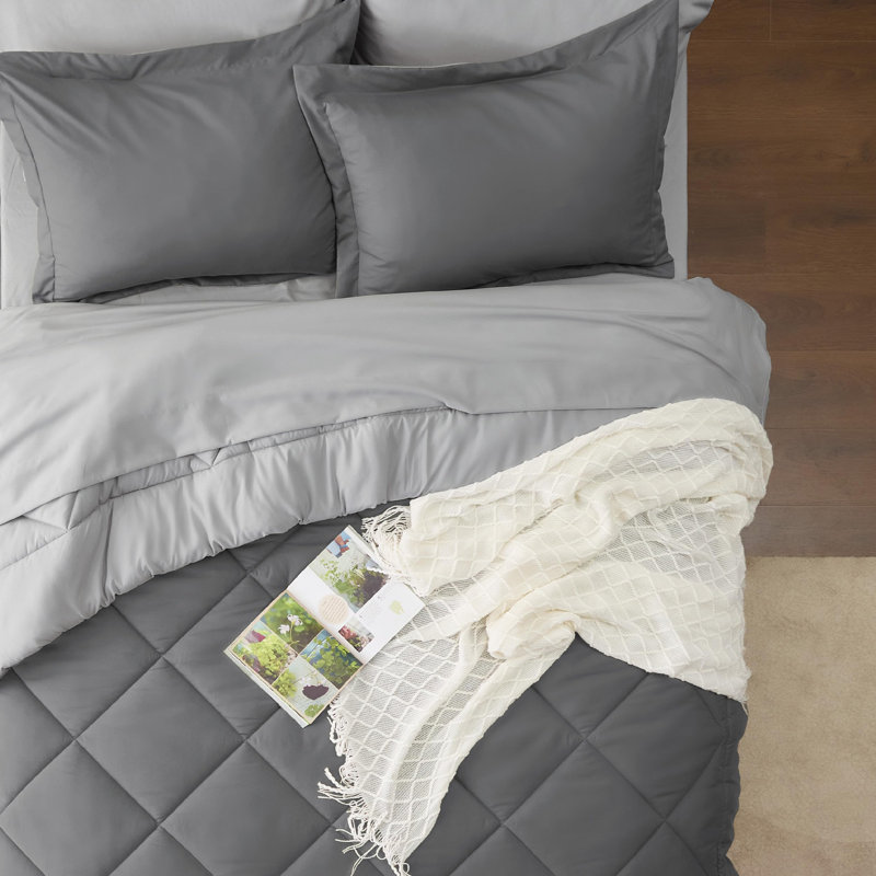 Bedsure Reversible Comforter Set, Bed in a Bag with Down Alternative Fill, Queen Comforter + 4 Additional Pieces, Dark Gray