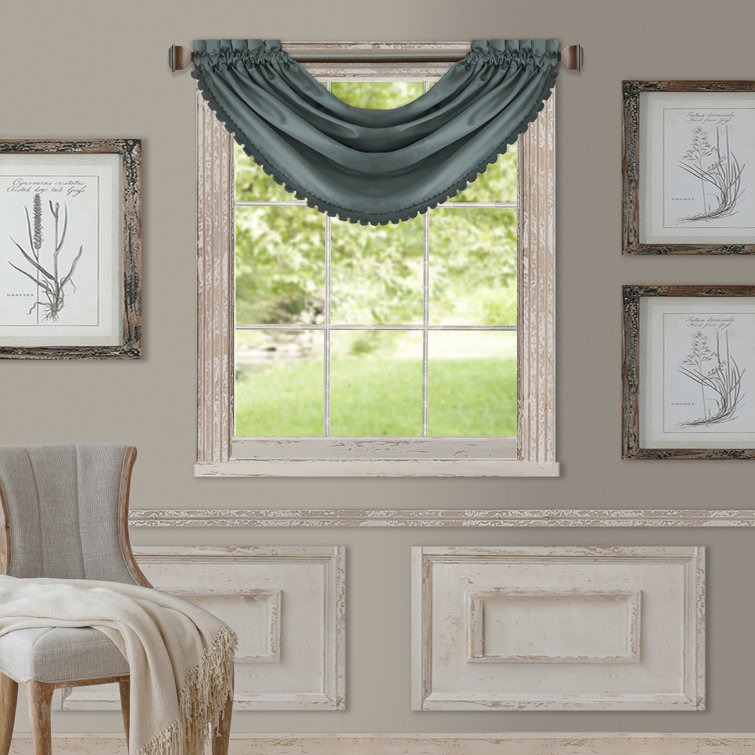 Ardmore Solid Colour Scalloped 52'' W Window Valance