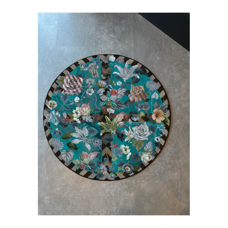 Tapis rond lavable à thème Blue Rose, Sous-tapis rond 4 pi 11 po inclus