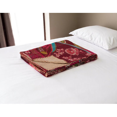 Jeté Kantha 50 "X 70"