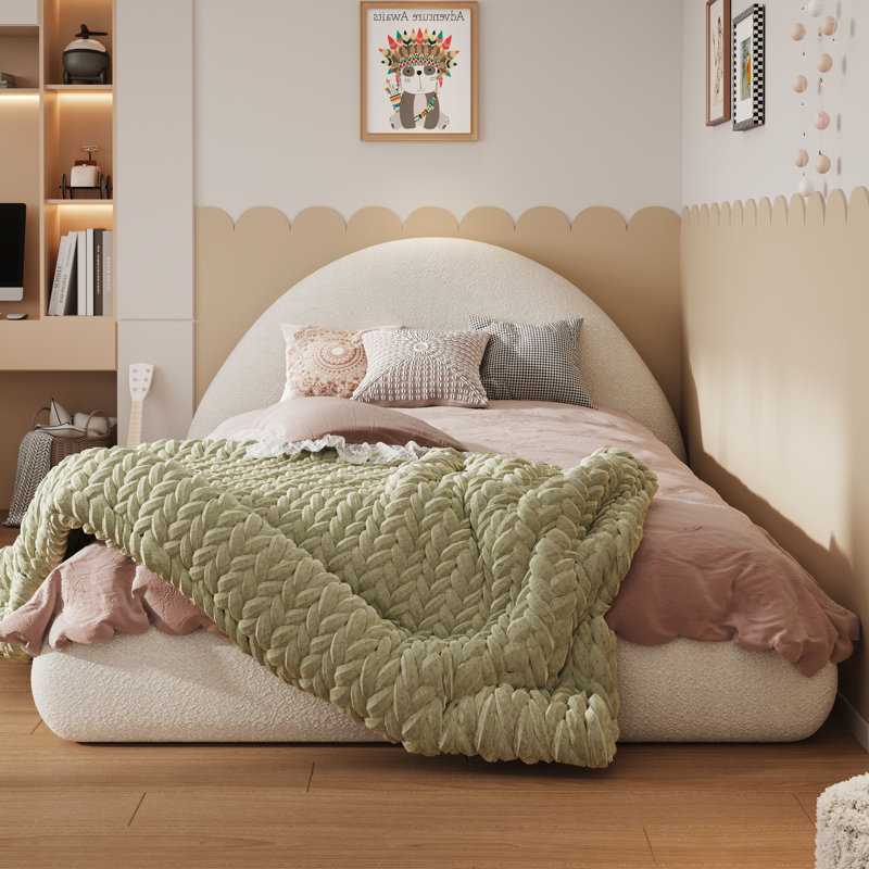 Cleary Organic Modern Curved Headboard Upholstered Platform Bed, White Boucle