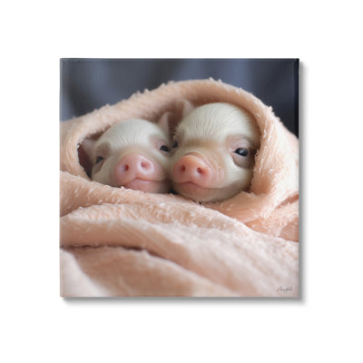 «Cuddling Sleepy Piglets» par Roozbeh