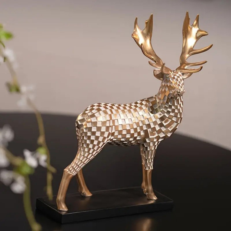 Golden Reindeer Statue - Luxury Modern Resin Elk Decor with Intricate Antlers & Geometric Patterns, Elegant Indoor Christmas Decoration for Living Room, TV Stand, Wine Cabinet.
