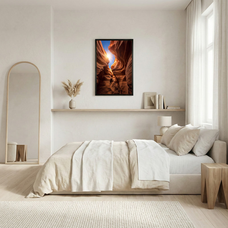 Toile orange grès rainuré avec lumière du soleil et ciel bleu, H 24 po x l 16 po