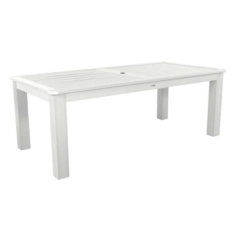 Table de salle à manger en plastique Highsmith, Blanc, H 30 po x l 42 po x P 84 po
