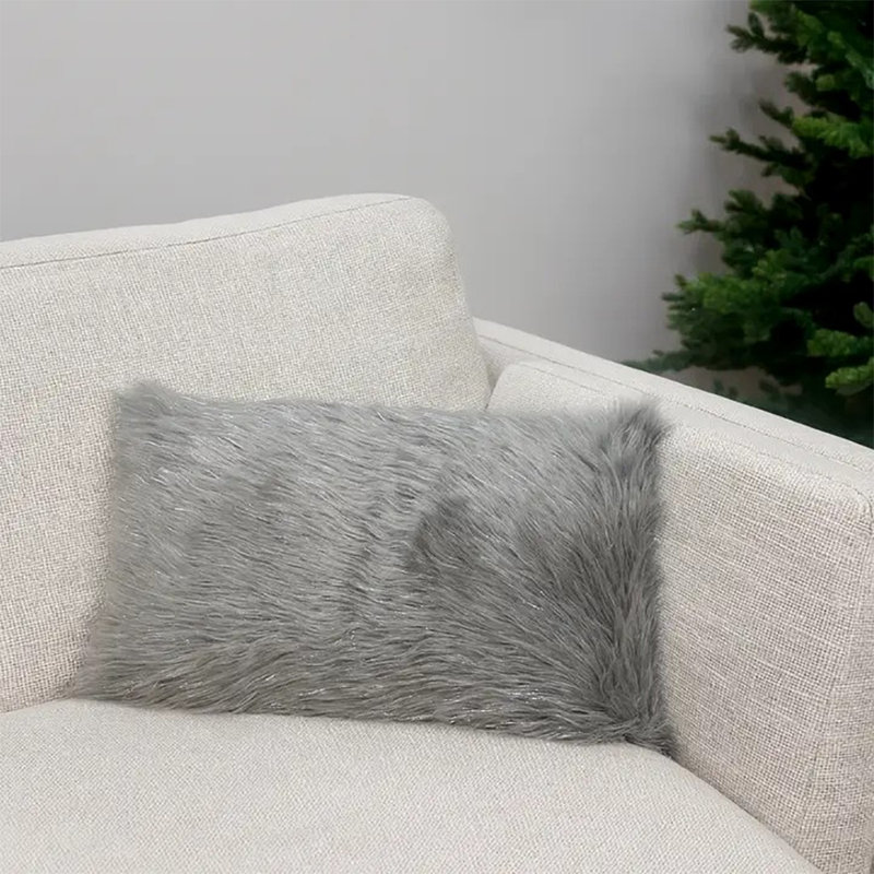 Housse et insert de coussin rectangulaire en fausse fourrure , Gris