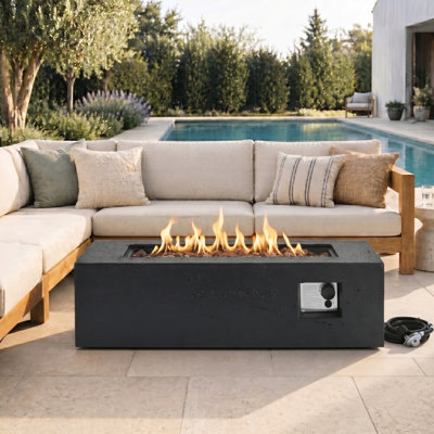 40,000 BTU Rectangular EOutdoor Gas Fire Pit with Adjustable Flame, Hose & Cover