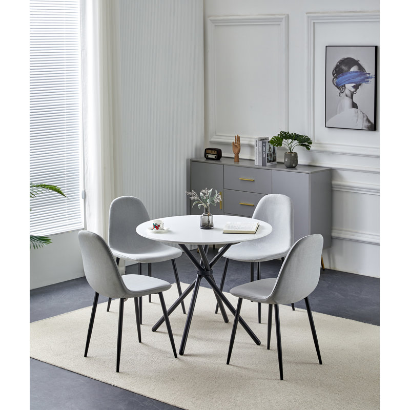 Mose 4 - Person Dining Set
