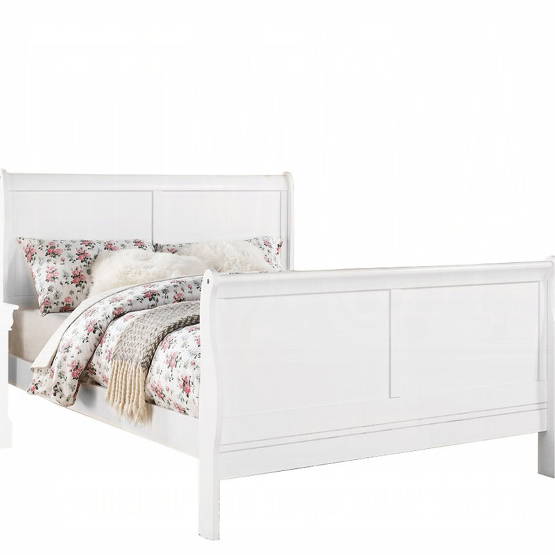 Grand lit classique blanc avec rangement supplémentaire et stabilité pour une finition fonctionnelle