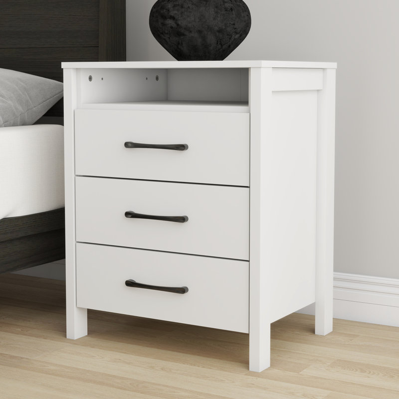 Allysyn 26.1" 3 Drawer Nightstand, White