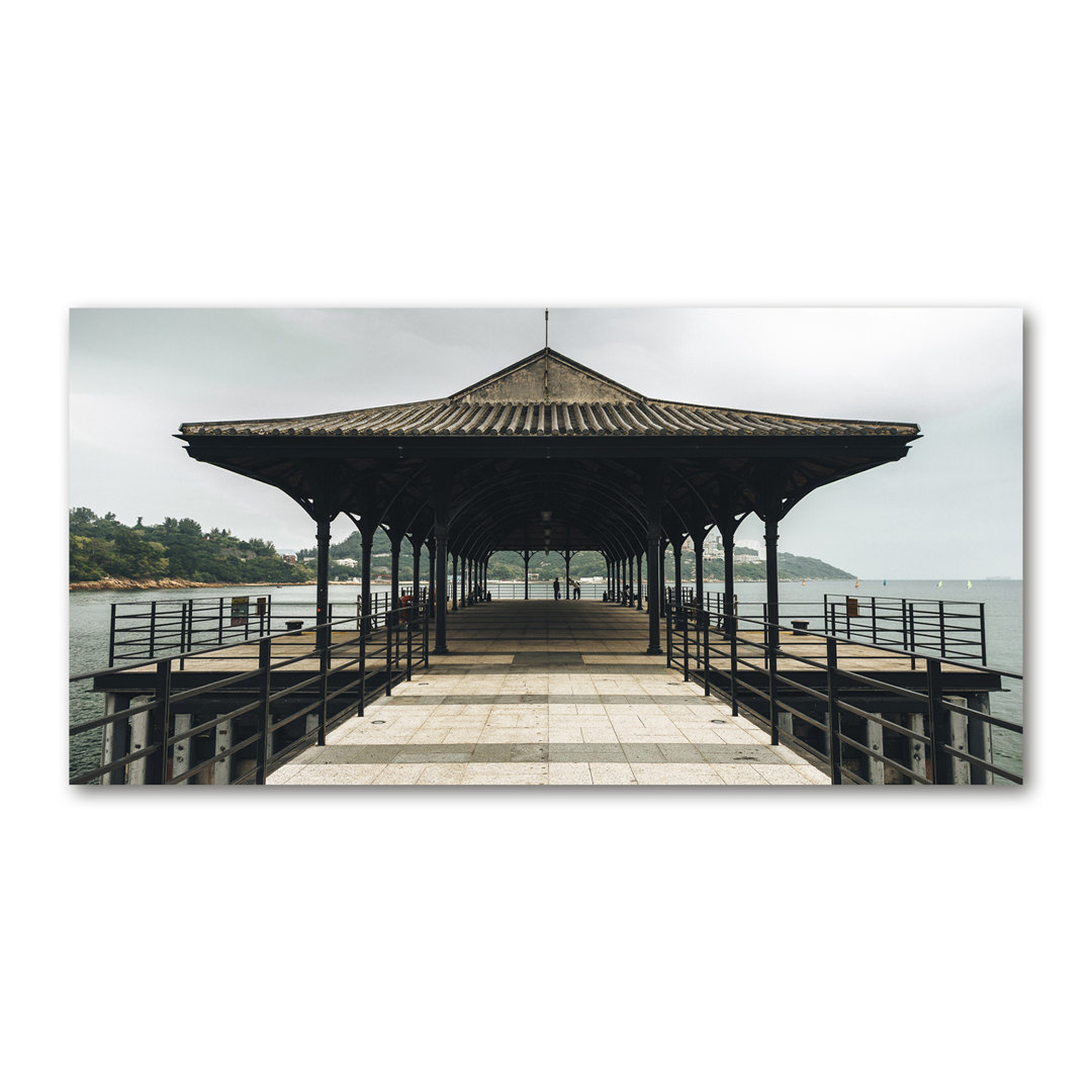 Pier in Hongkong - Kunstdrucke auf Leinwand