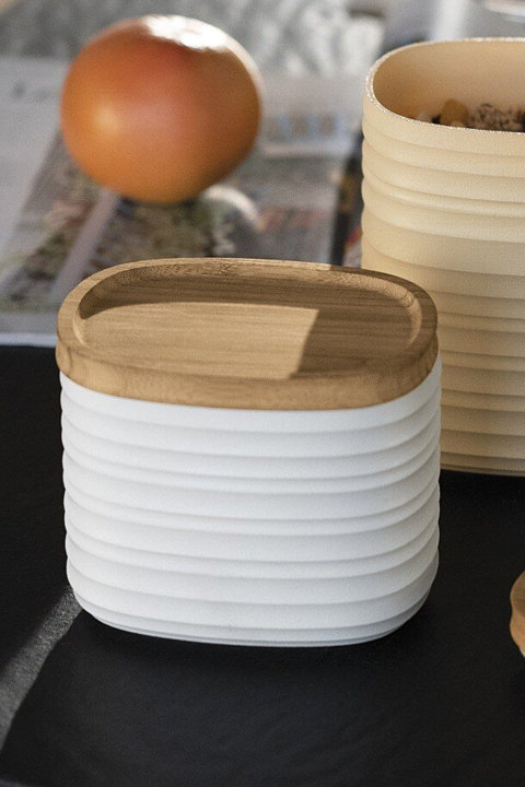Canisters & Jars