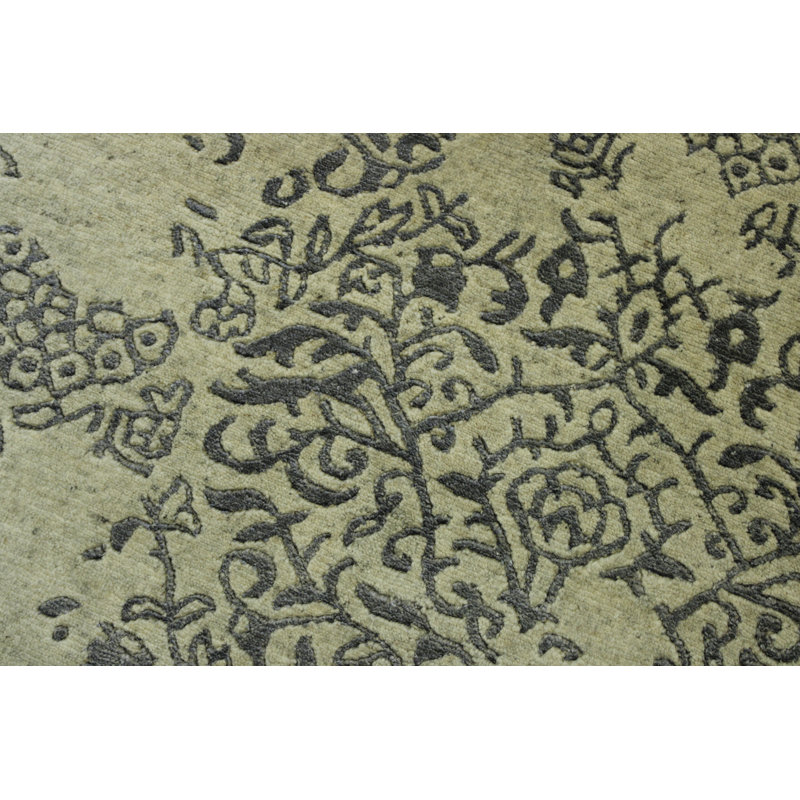 Maximus One-of-a-Kind 3' Hand Knotted Area Rug