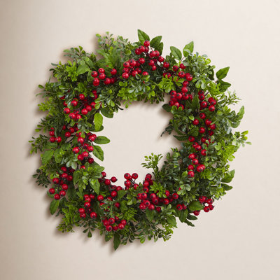 24'' Handcrafted Polyester Wreath