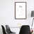Toile avec cadre en bois brun classique n'est pas disponible