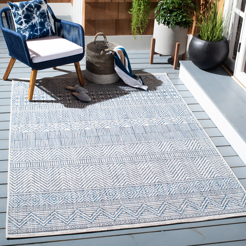 Seibold Performance Southwestern Indoor/Outdoor Area Rug, Rectangle 5'3" x 7'7"