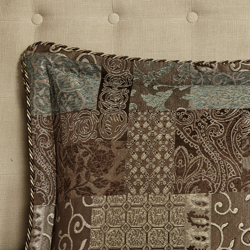 Édredon rouge très grand - Collection 4 pièces avec édredon, 2 taies décoratives avec fermetures à glissière cachées et ouate de soutien, microfibre, durabilité améliorée avec garniture décorative en ouate, lustre doux et luxueux, 2022