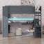 Lit mezzanine moderne pour les adolescents avec bureau, tablettes multiples, DEL et station de charge