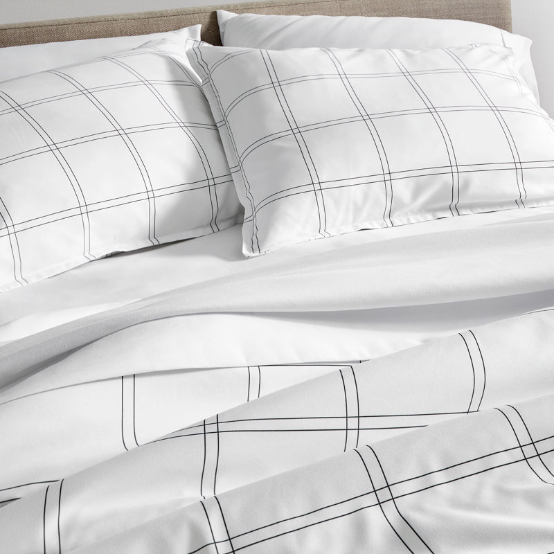 Twin/Twin XL Modern Plaid White/Grey Microfiber Duvet Set