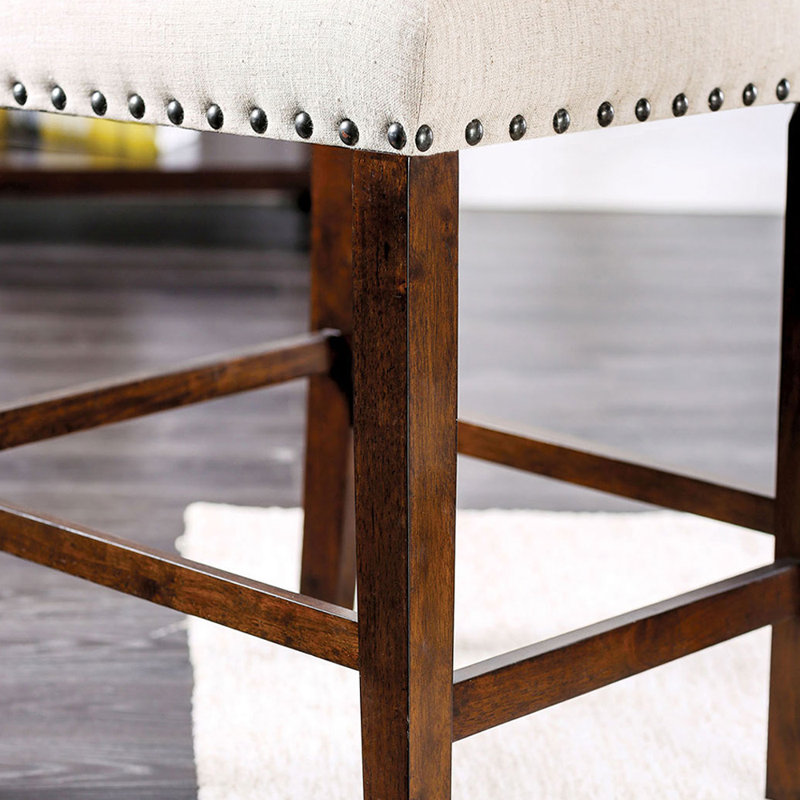 Chaise rembourrée ivoire Crescentia Cogburn