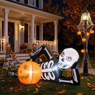 Squelette gonflable d'Halloween de 2,13 m avec citrouille, 7 lumières DEL intégrées, prise américaine 12 V, décor gonflable étanche pour jardin et fête à l'extérieur