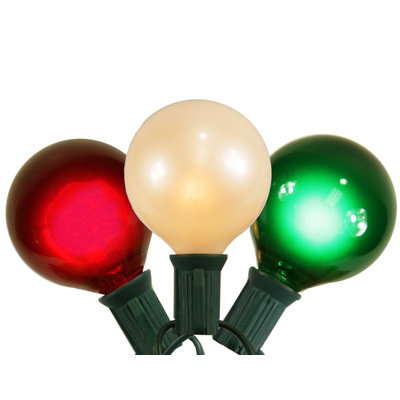 15-Count Red and Green G50 Globe Christmas Light Set 13.5 ft Green Wire
