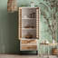 Vitrines en bois manufacturé beige et Burlywood