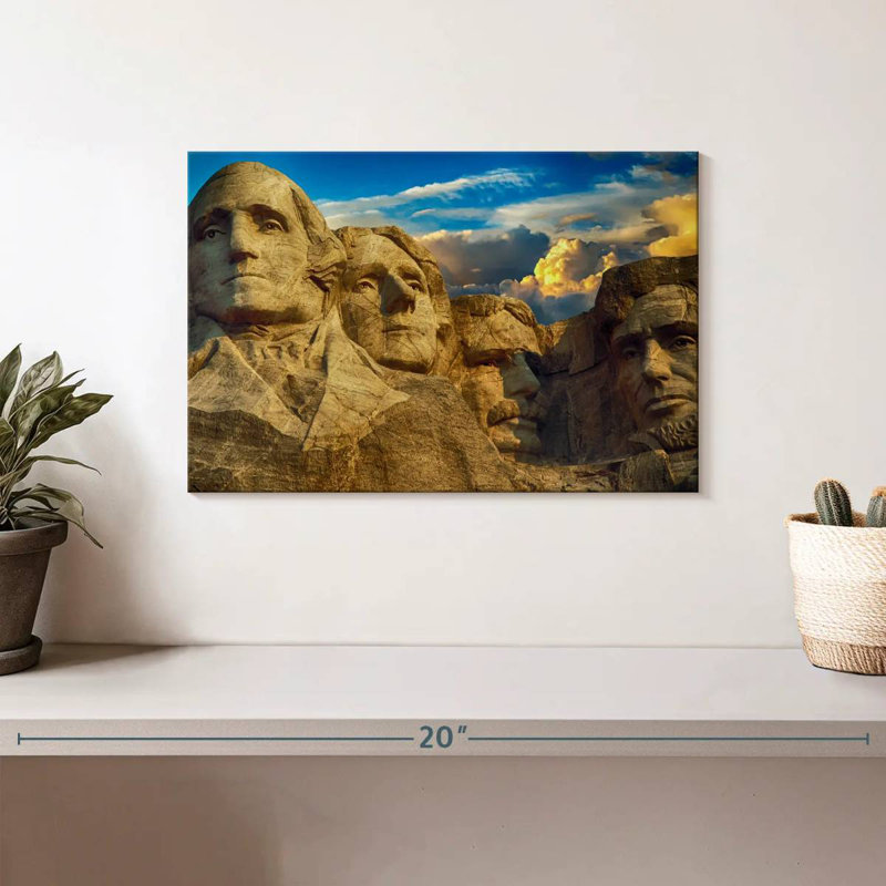 Lilie Iconic Mount Rushmore Monument, 8" H x 12" W