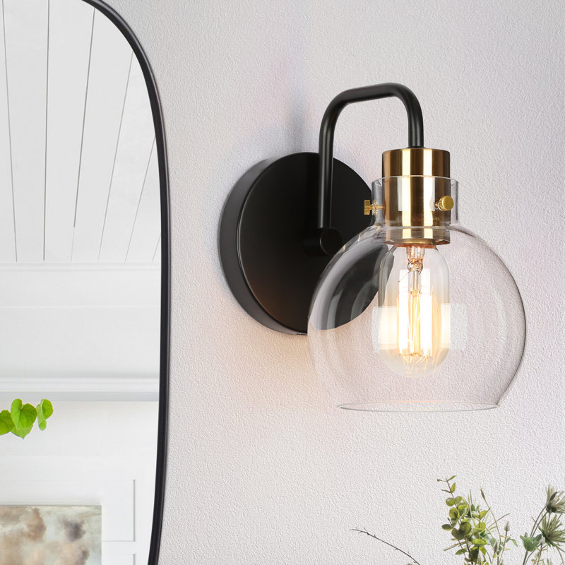 Christof Armed Sconce