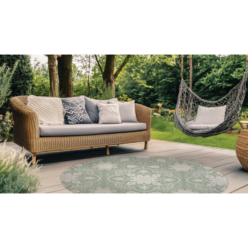 Skyler Outdoor Rug, Round 5'