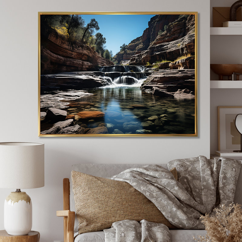 Canyon - cascades éphémères - impression, Cadre flottant doré, H 30 po x l 40 po x P 1,5 po