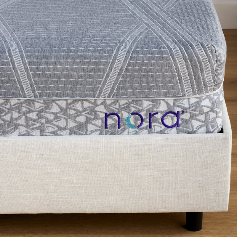 Matelas hybride moyen 10 po Nora Cooling, Très grand lit