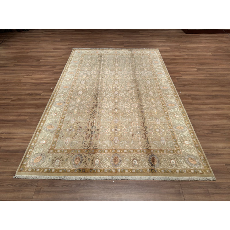 Original Hand Knotted Traditional Pattern Cream Wool Rug