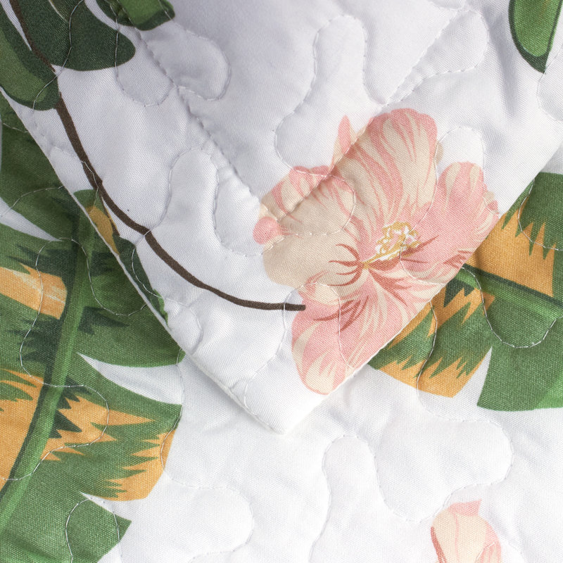 Hedvika Quilt Set, Tropical Leaf, Full/Queen Quilt + 2 Full/Queen Shams