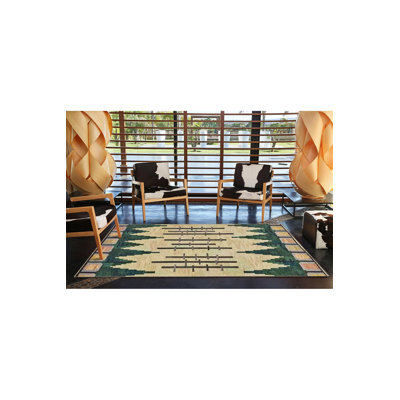Cross Diamond Traditional Decorative Machine Washable Area Rug