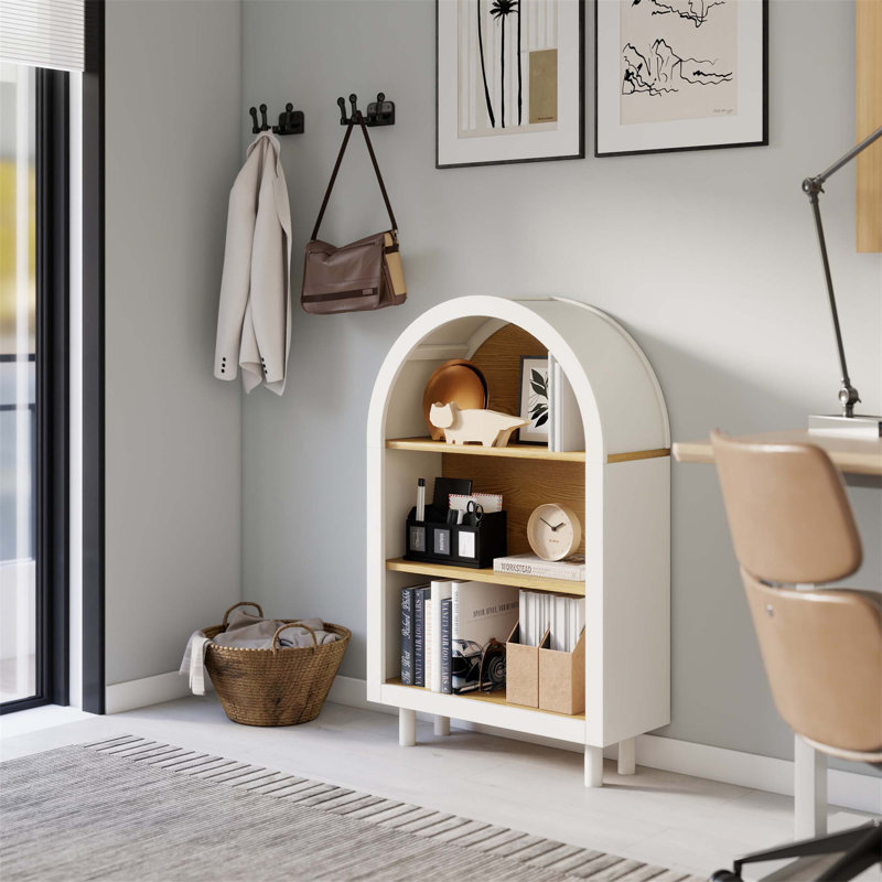 Élégante bibliothèque arquée avec 3 tablettes, finition élégante à deux tons et rangement polyvalent pour le salon, la chambre à coucher et le vestibule