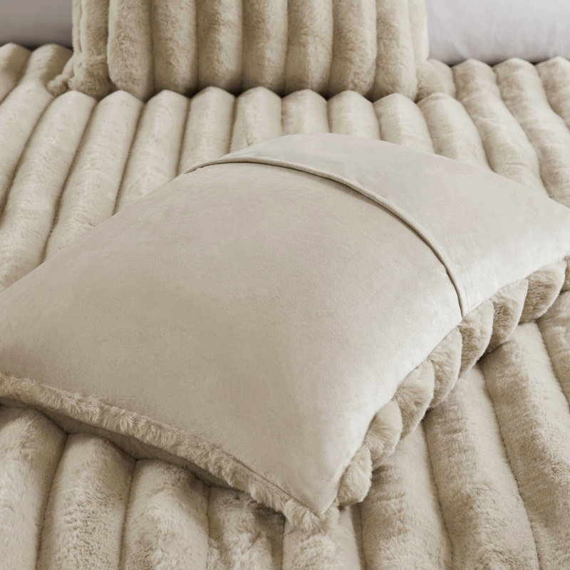 Édredon très grand en fausse fourrure taupe très grand, cordon côtelé - surface texturée, envers en velours ultra doux, approuvé