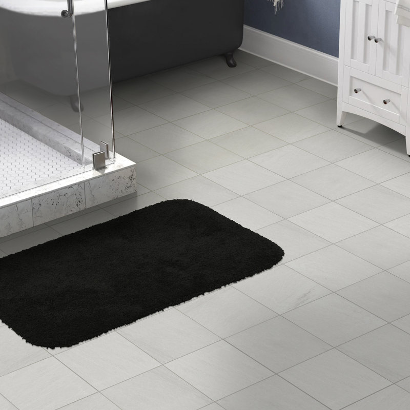Treye Nylon Bath Rug with Non-Slip Backing, Black, Rectangle 30" x 50"