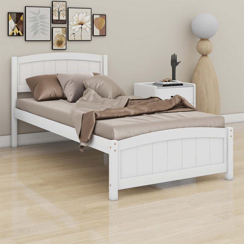 Shanece Bed, White