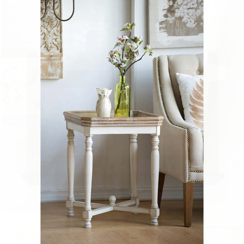 Table d'appoint carrée Alcott avec base blanche vieillie et plateau en bois naturel
