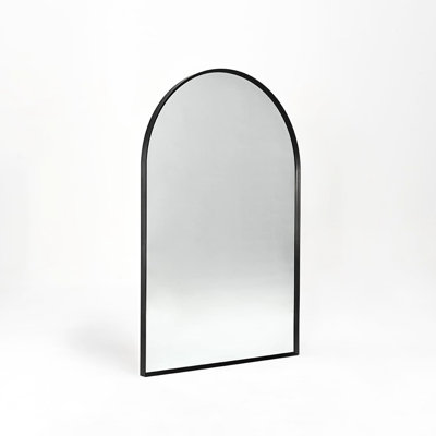 Miroir mural arqué 24 x 36 pouces noir pour décoration de salle de bain - verre transparent de 4 mm, cadre en aluminium rouillé, installation renforcée et suspension avec crochets manuels