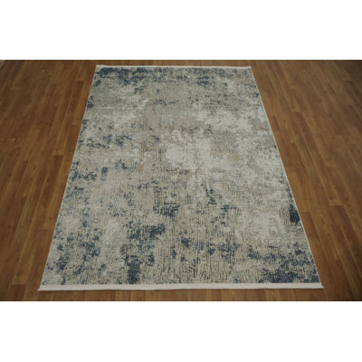 Elegant Distressed Neutral Blue Abstract Rug for Modern Spaces 5x8