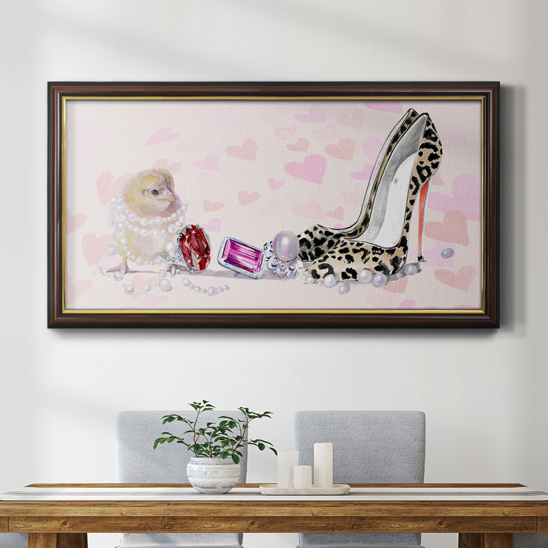«Cute Couture», reproduction d'un seul cadre photo sur toile, H 25 po x l 45 po x P 1 po, Noyer avec cadre à garniture dorée