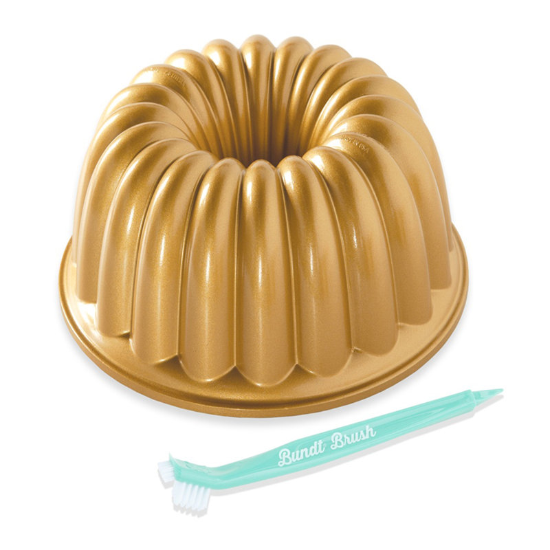 Nordic Ware Classic Cake Pan
