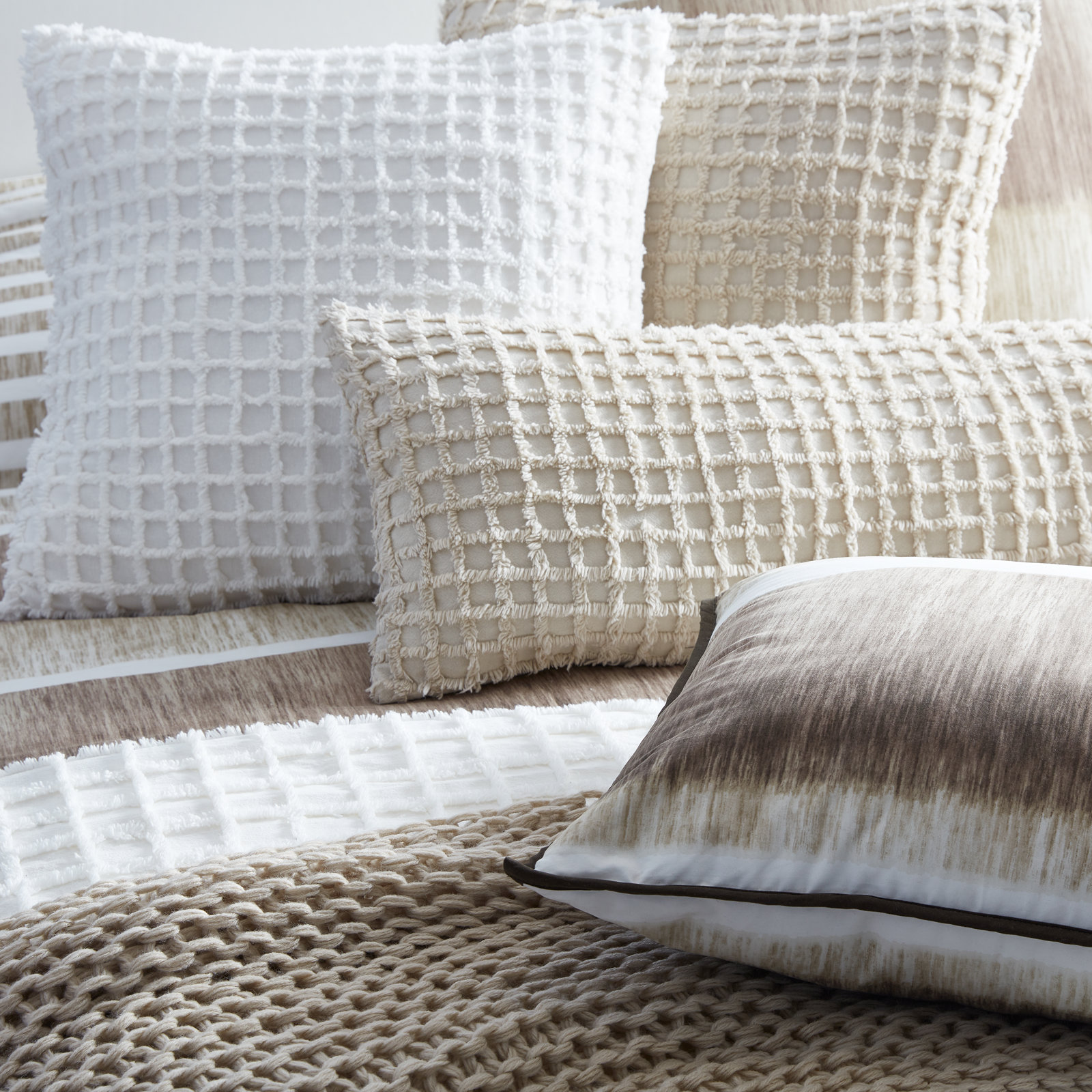 AllModern Carter Duvet Cover - Thumbnail 5
